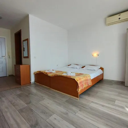 Apartment Studio Marina Sea View-bastetbs *